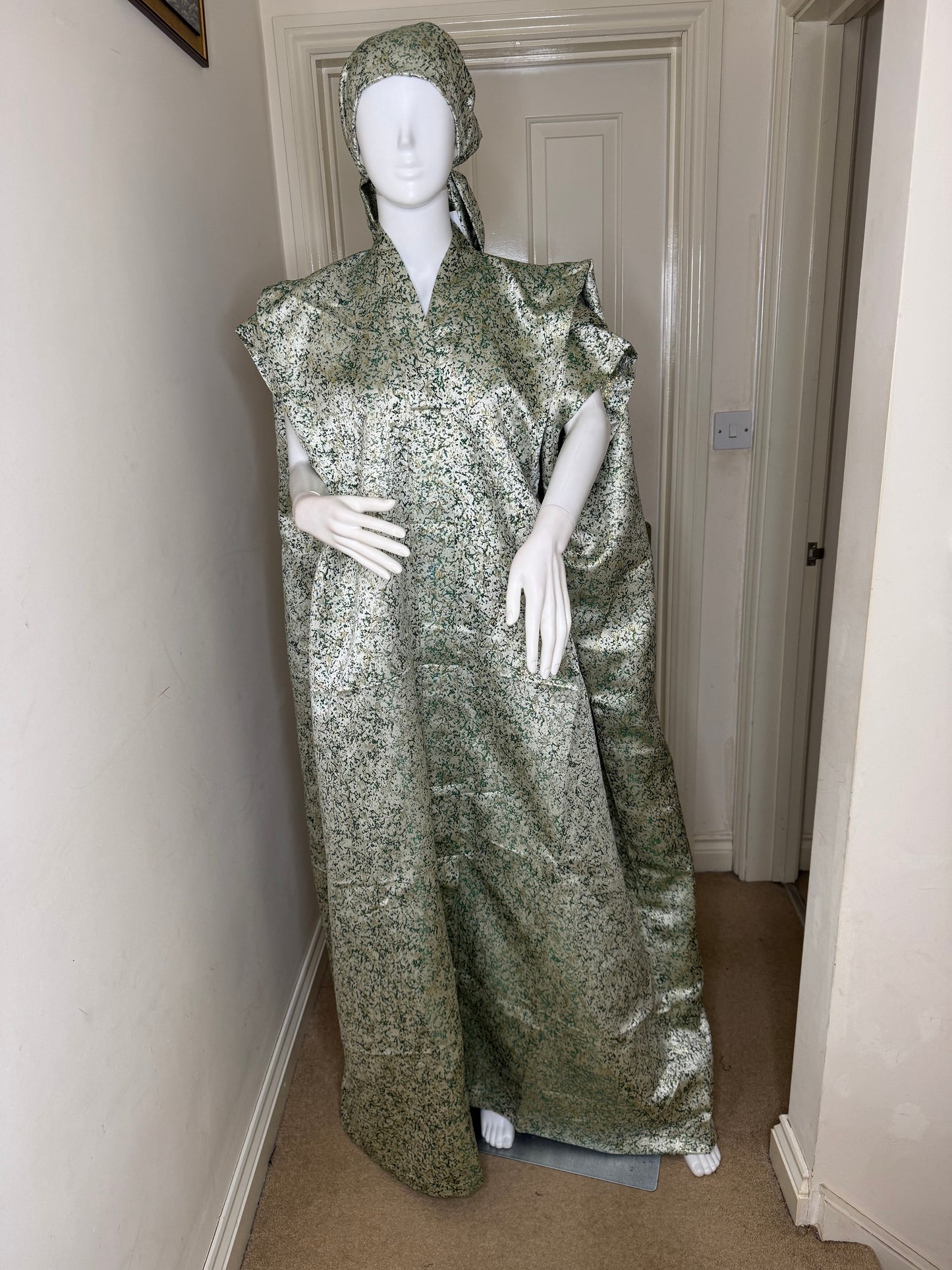 Jayla – Metallic Brocade Boubou with Hidden Waist Belt & Matching Headwrap